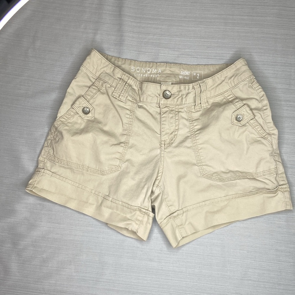 Sonoma women's Size 2 Tan Shorts - Picture 4 of 5